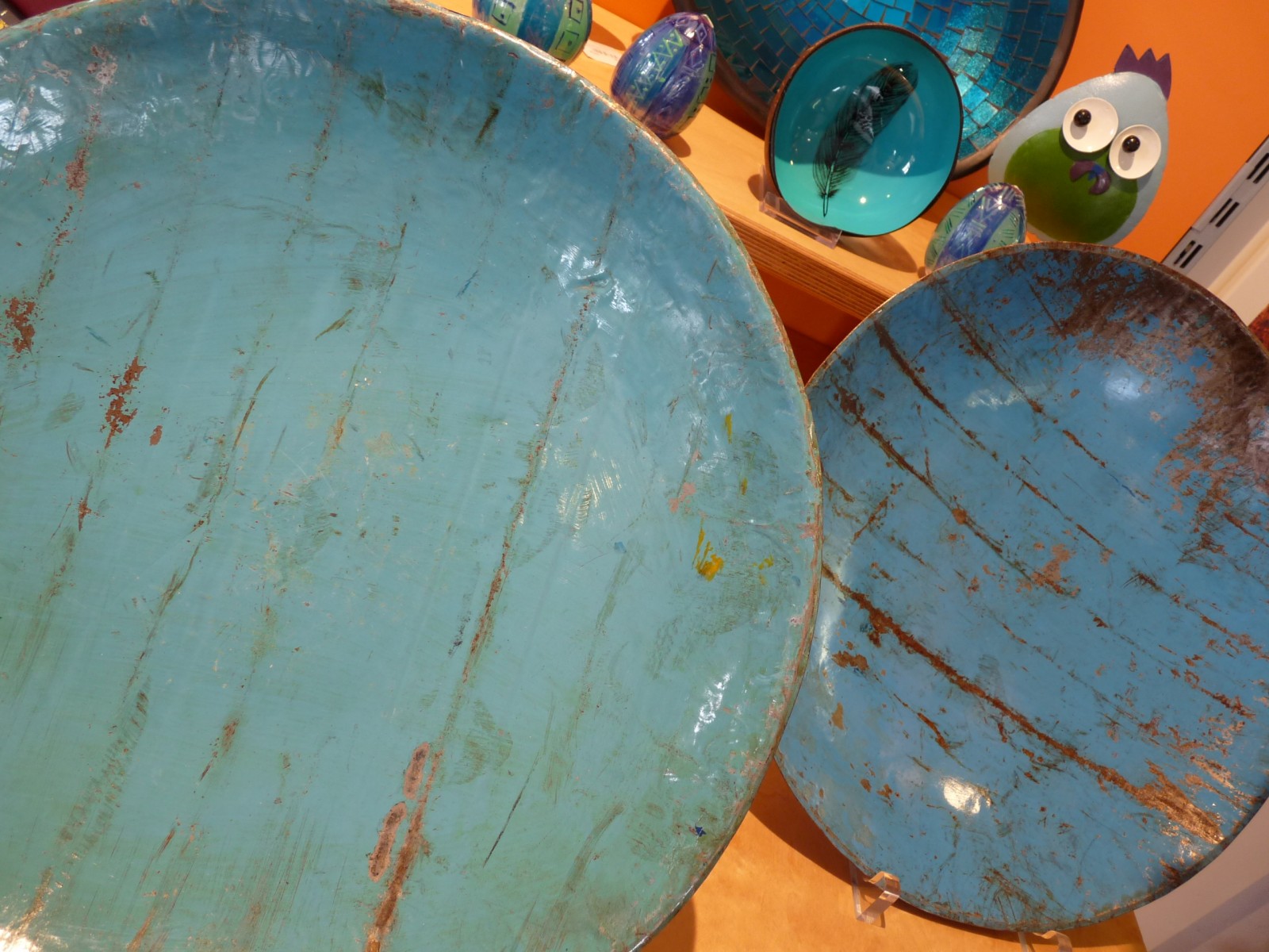 NEU Dekorative Schalen aus recycelten Ölfässern (Burkina Faso) - auch in Rottönen erhältlich